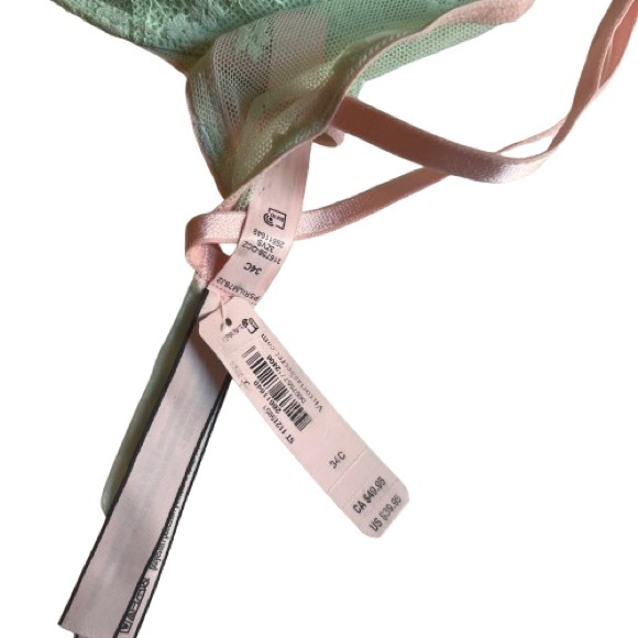 Victoria’s Secret Sexy Tee Wireless Push-Up Lace Bra *NWT* - Picture 3 of 5